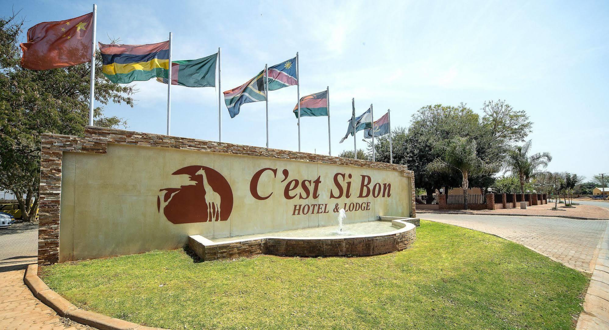 Cest Si Bon Hotel Otjiwarongo Exterior foto